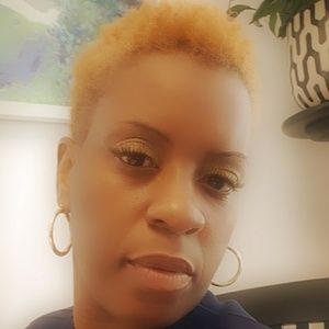 Meet your Posher, Tonya